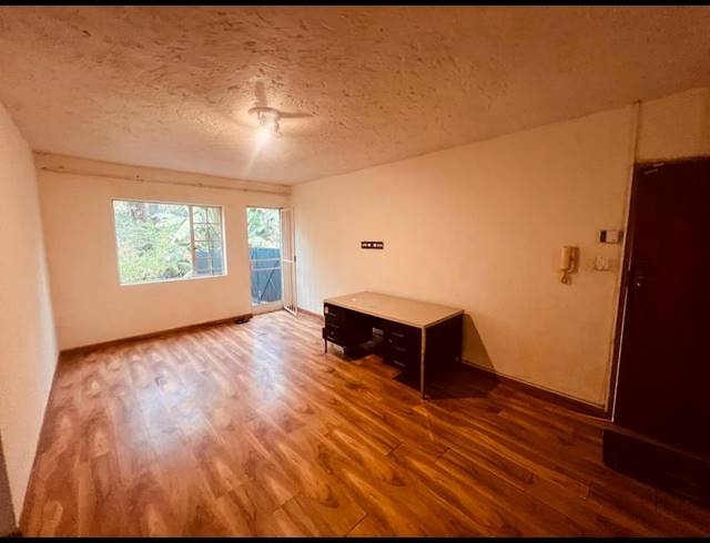 2 BEDROOM TOWNHOUSE FOR SALE IN GEZINA